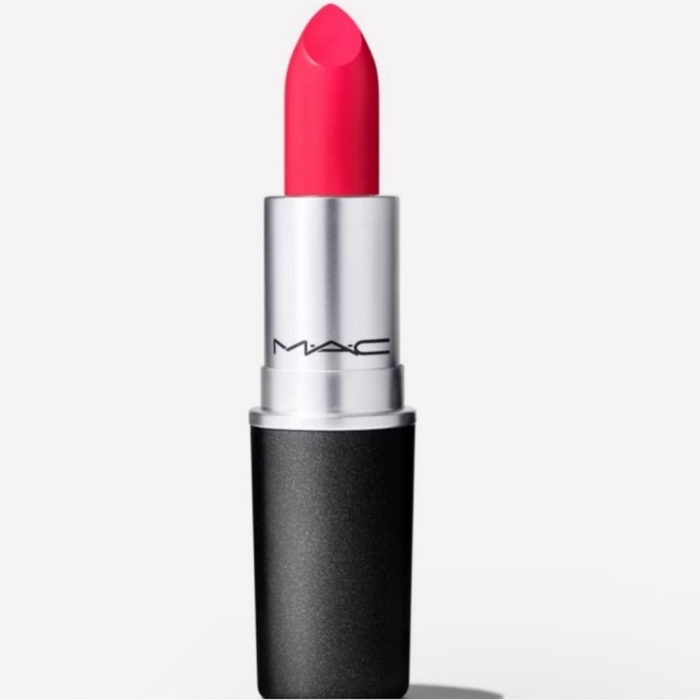 π MAC Relentlessly Red 706 Retro Matte Lipstick - Picture 2 of 6